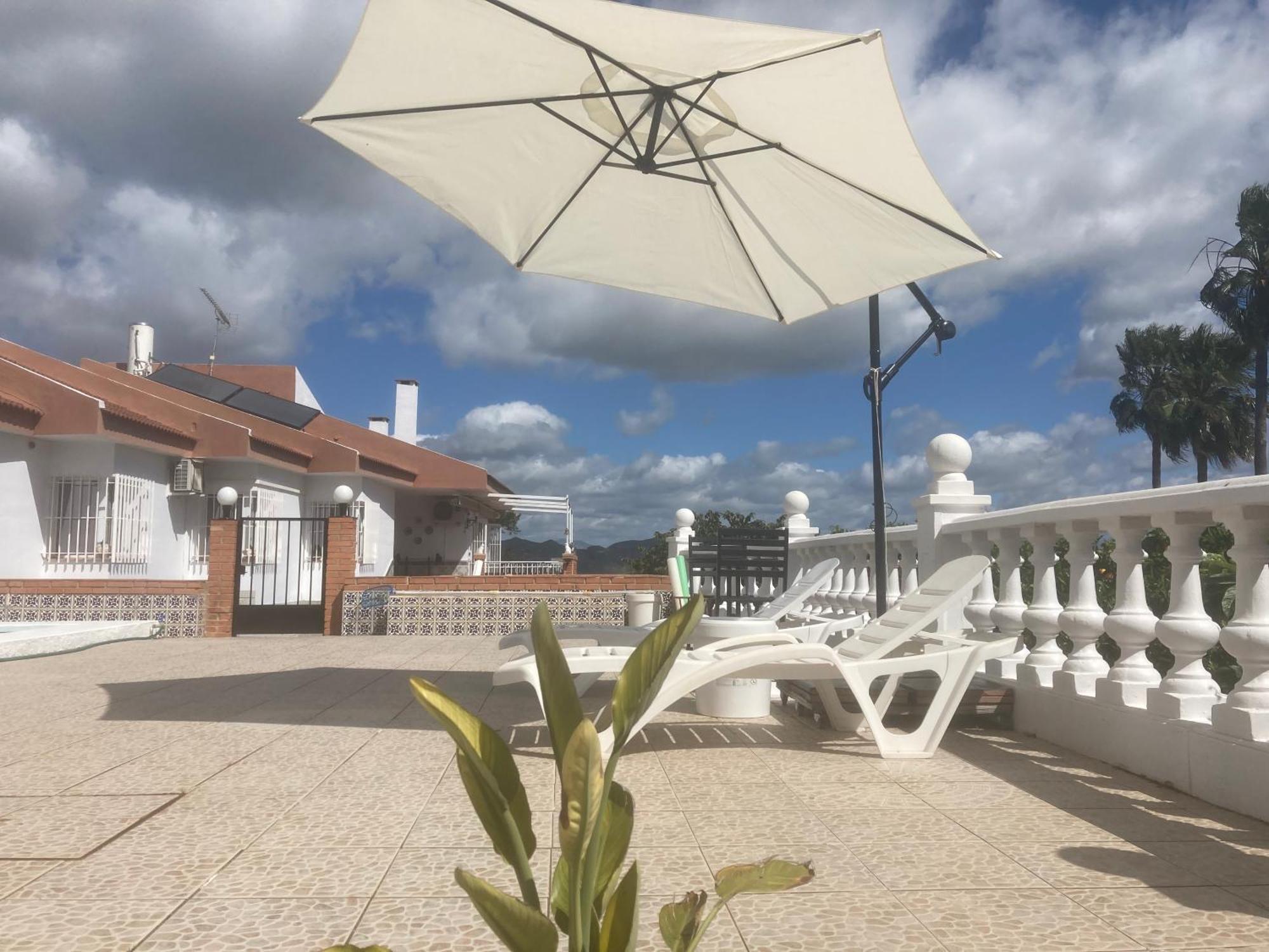 Vakantieverblijf Villa Kluever Alhaurín de la Torre Esterno foto